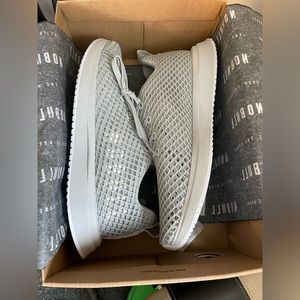 Nobull Diamond Mesh Runner size 8.5 women, 7 men new in box